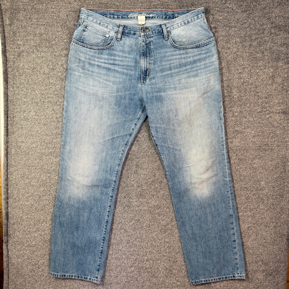 Eddie Bauer Relaxed Fit Jeans Mens 38x34 Light Wash Blue Denim Straight Leg